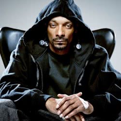 Snoop Dogg – Snoopafella